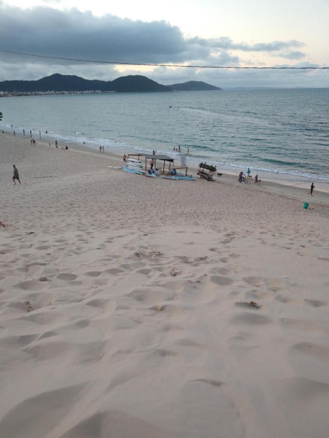 Otimo Apartamento Na Praia Dos Ingleses Gaivotas 70M Do Mar Florianopolis Ngoại thất bức ảnh